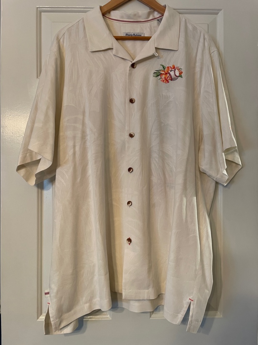 Tommy Bahama Men's Cream Short-Sleeve Hawaiian Shirt with Floral Embroidery